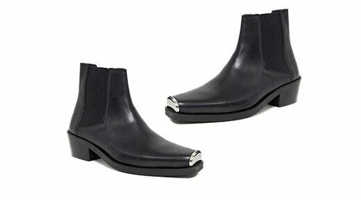 حذاء ASOS باللون الأسود