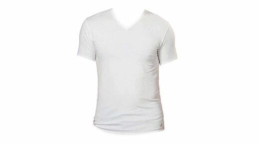 Бели тениски на Calvin Klein